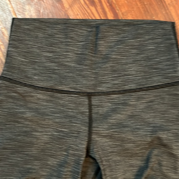 Lululemon Activewear Dark Gray Leggings Women's Size 2 - Picture 4 of 7